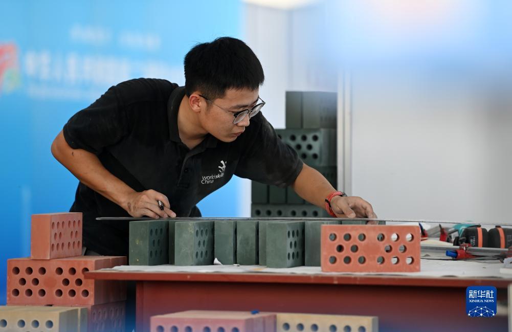 万能游戏破解充值